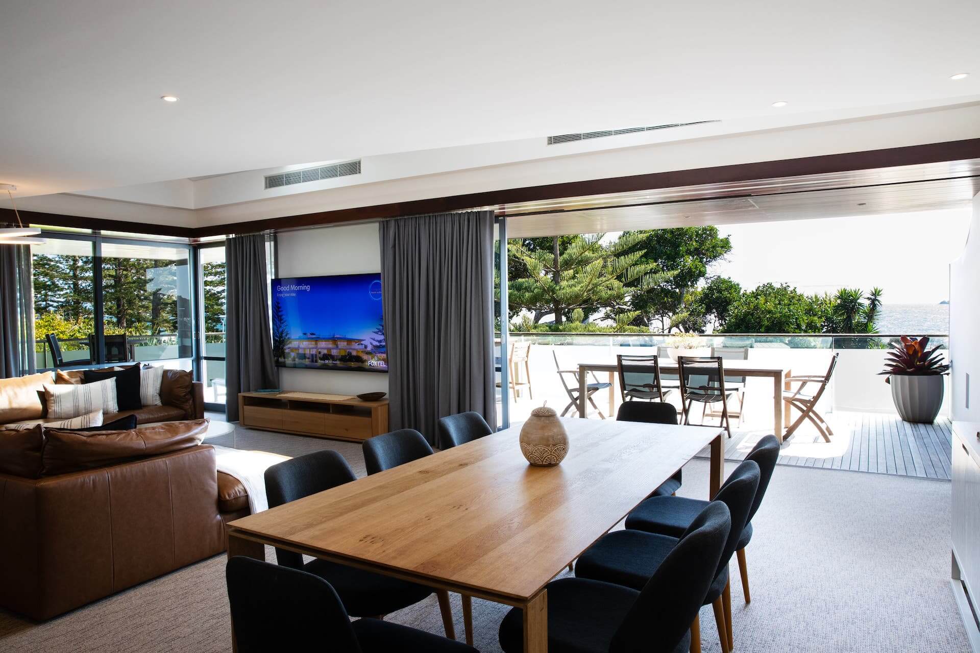 Penthouse 2 Bedroom Corner Apartment