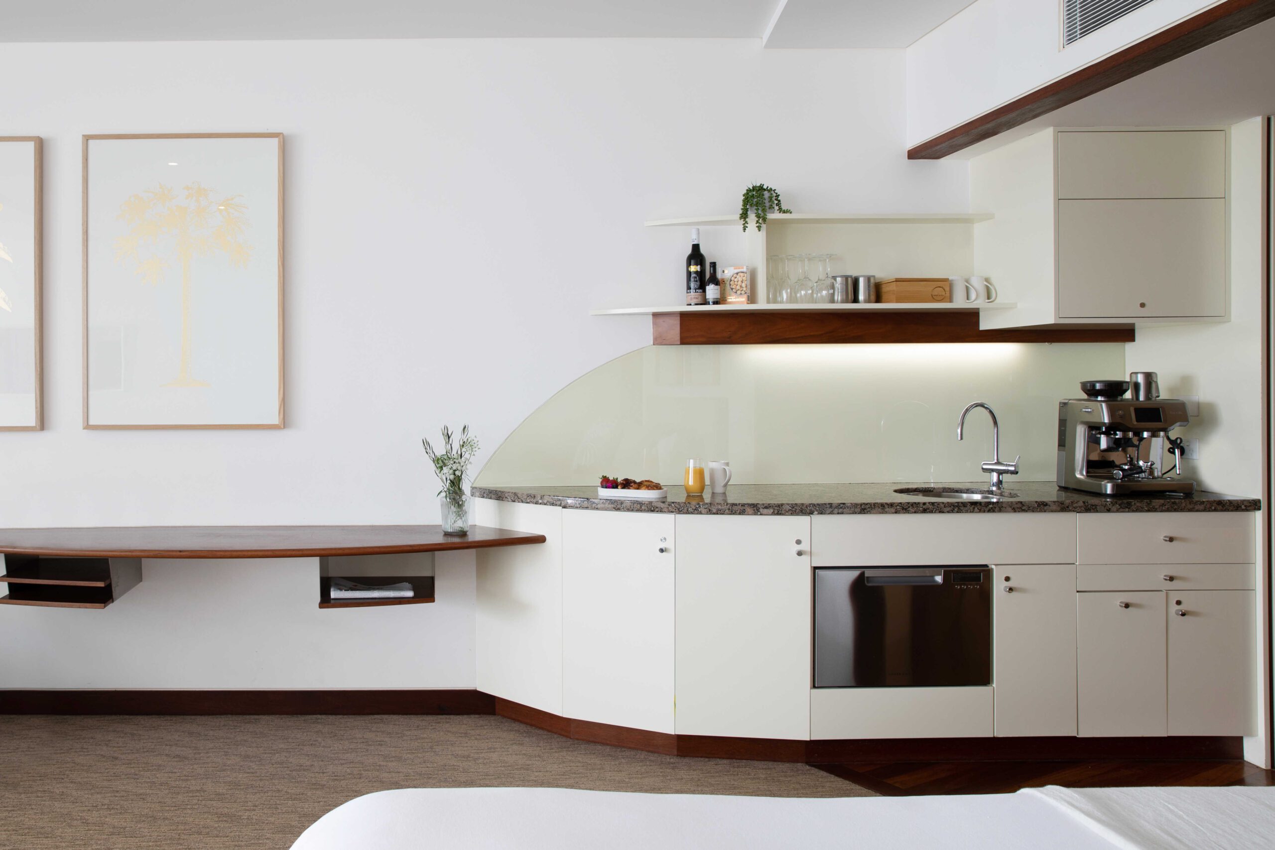 Garden Suite With 2x King Beds