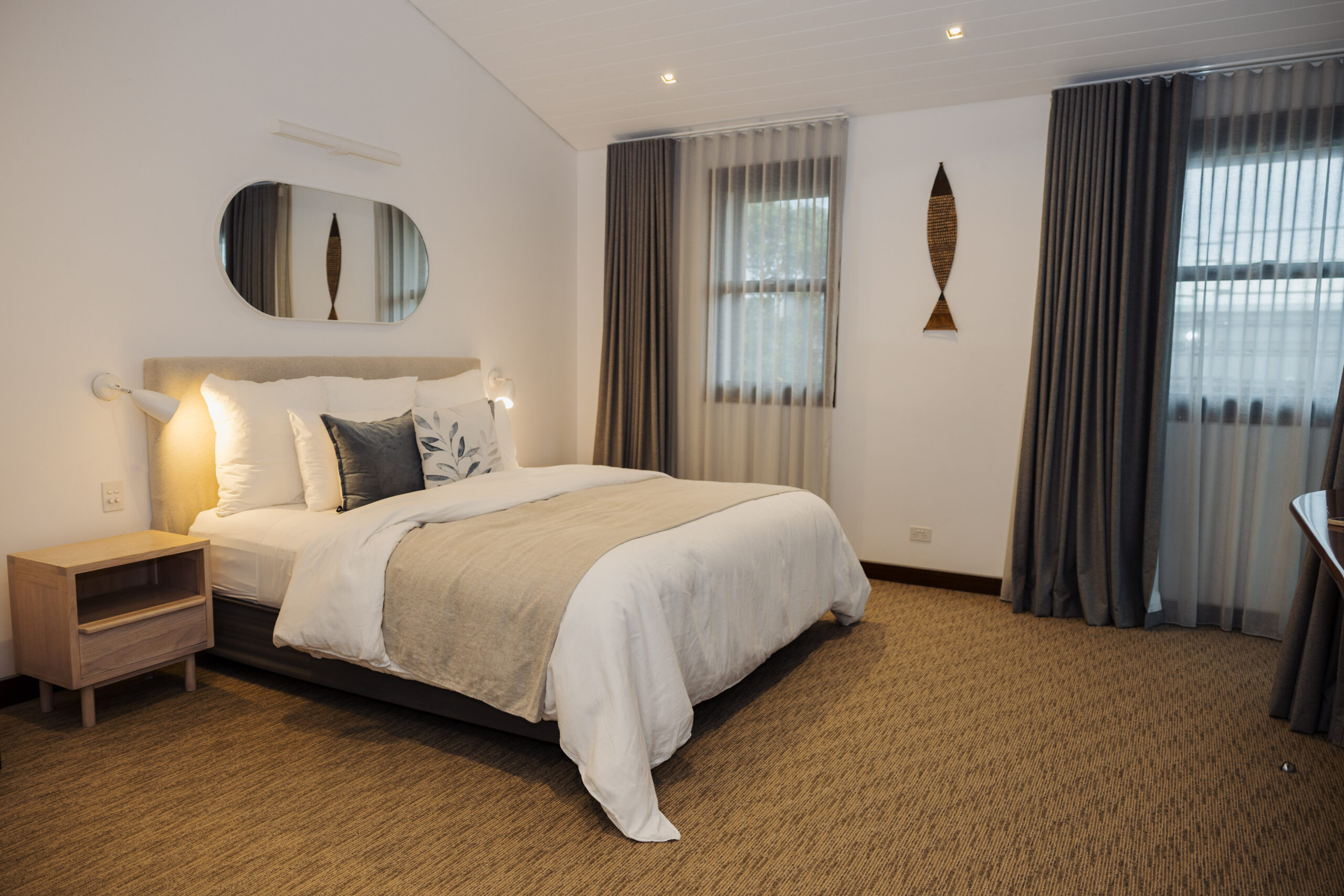Penthouse 2 Bedroom Corner Apartment