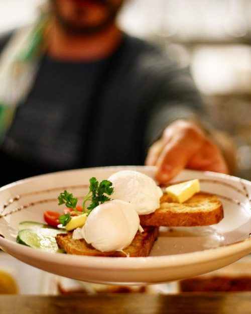 120199213_163620078709914_6174822377823757077_n Eggs on Toast served at Local Byron Bay cafe Bali Bagus
